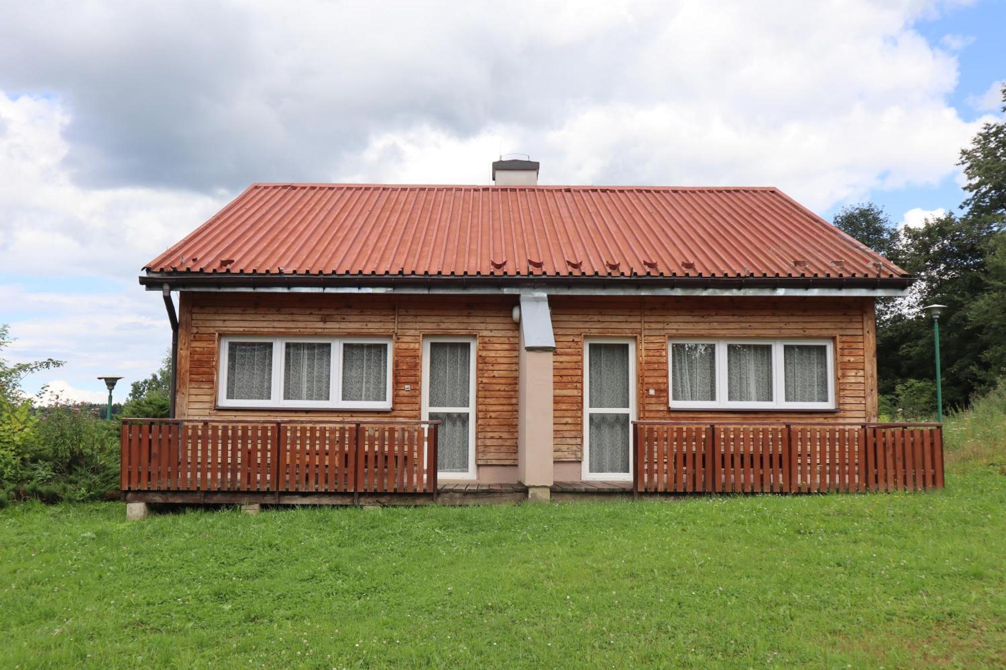 Osrodek Wypoczynkowy " Bieszczady" Hotel Myczkowce Exterior photo